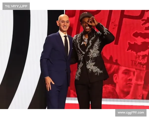 NBA发展联盟最佳新秀点燃队后卫亨德森场均22分6助攻5篮板表现引领未来星光 NBA发展联盟最佳新秀点燃队后卫亨德森场均22分6助攻5篮板表现引领未来星光